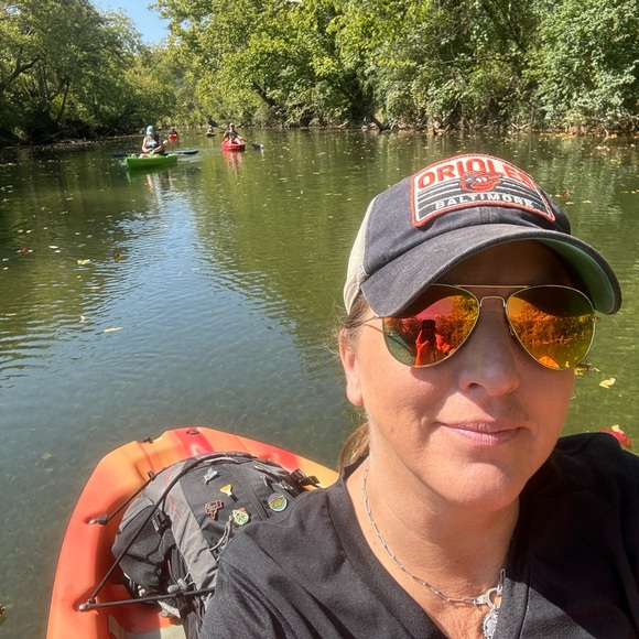 Meet your Posher, Michele - Picture 3 of 5